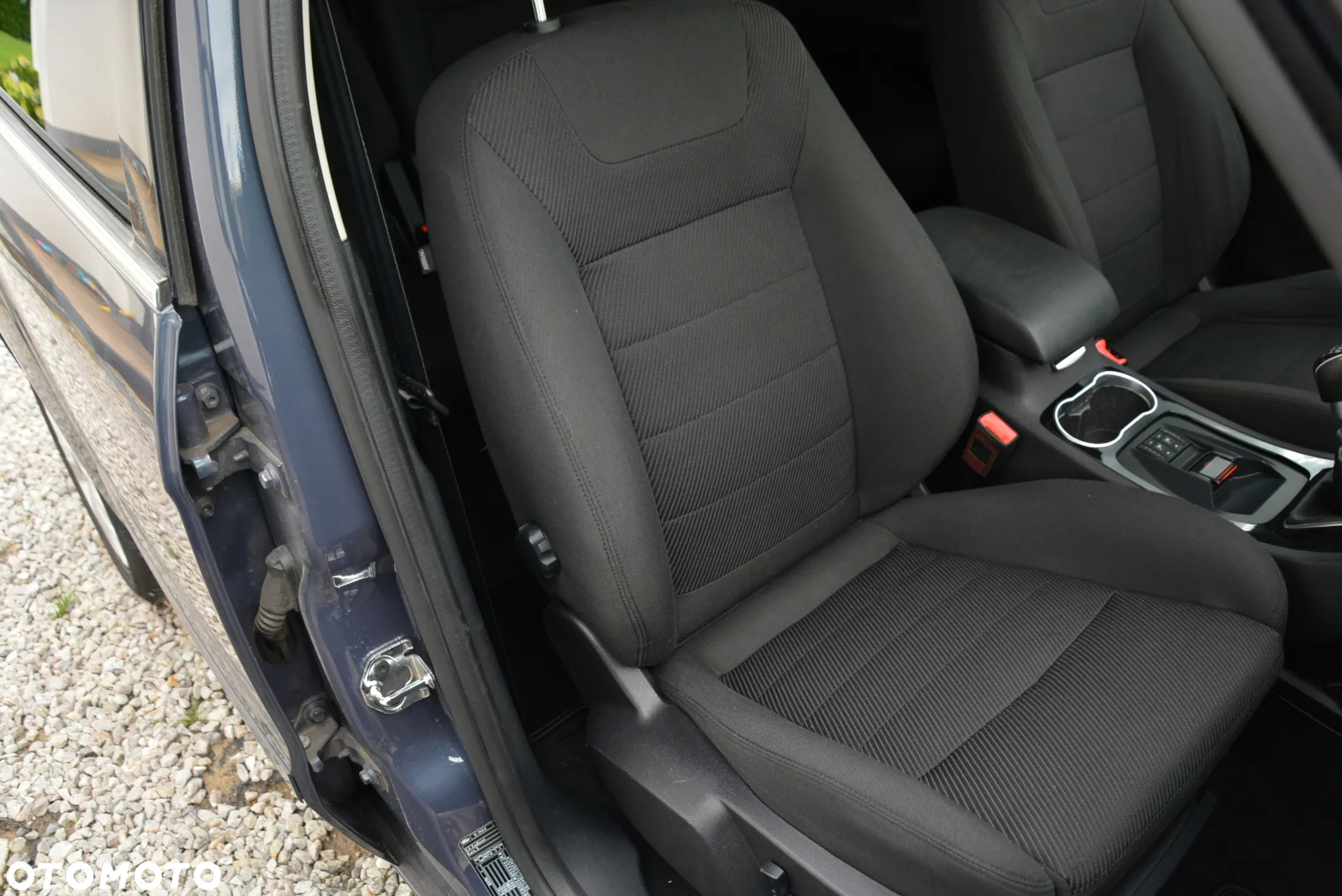 Ford S-Max - 31
