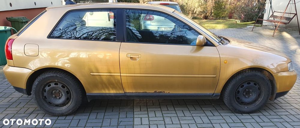 Audi A3 3-drzwiowe 1.6 Attraction - 3