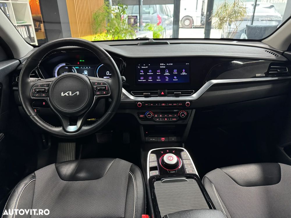 Kia Niro e-Niro 150 kW Vision - 23