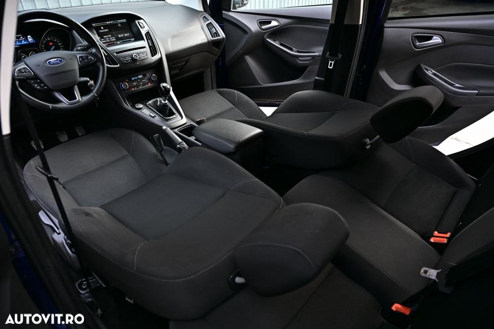 Ford Focus 1.0 EcoBoost Sport - 13