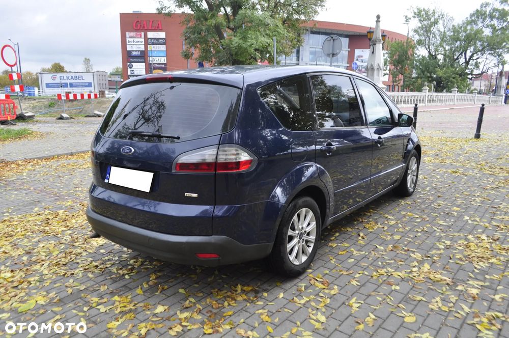 Ford S-Max - 4