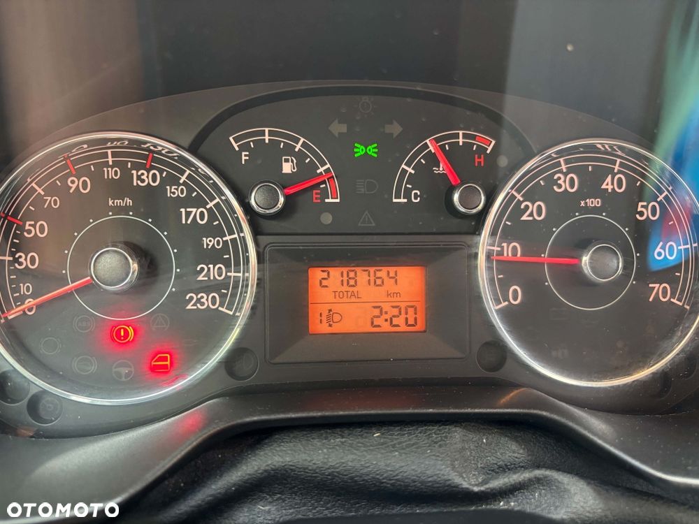 Fiat Grande Punto - 7