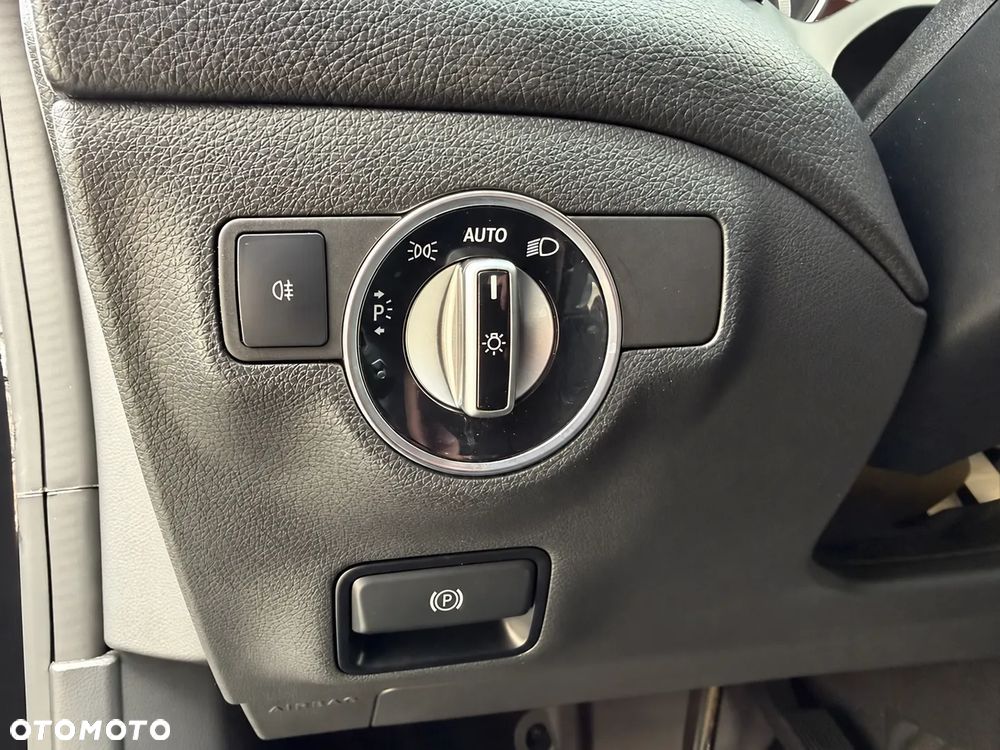 Mercedes-Benz CLA 250 4-Matic - 28