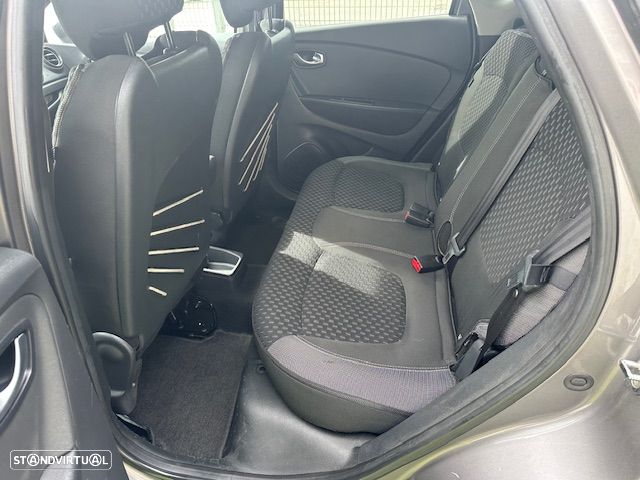 Renault Captur 1.5 dCi Exclusive - 13