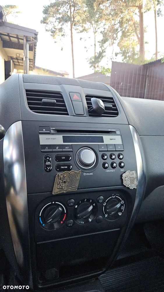 Suzuki SX4 1.6 Comfort - 11