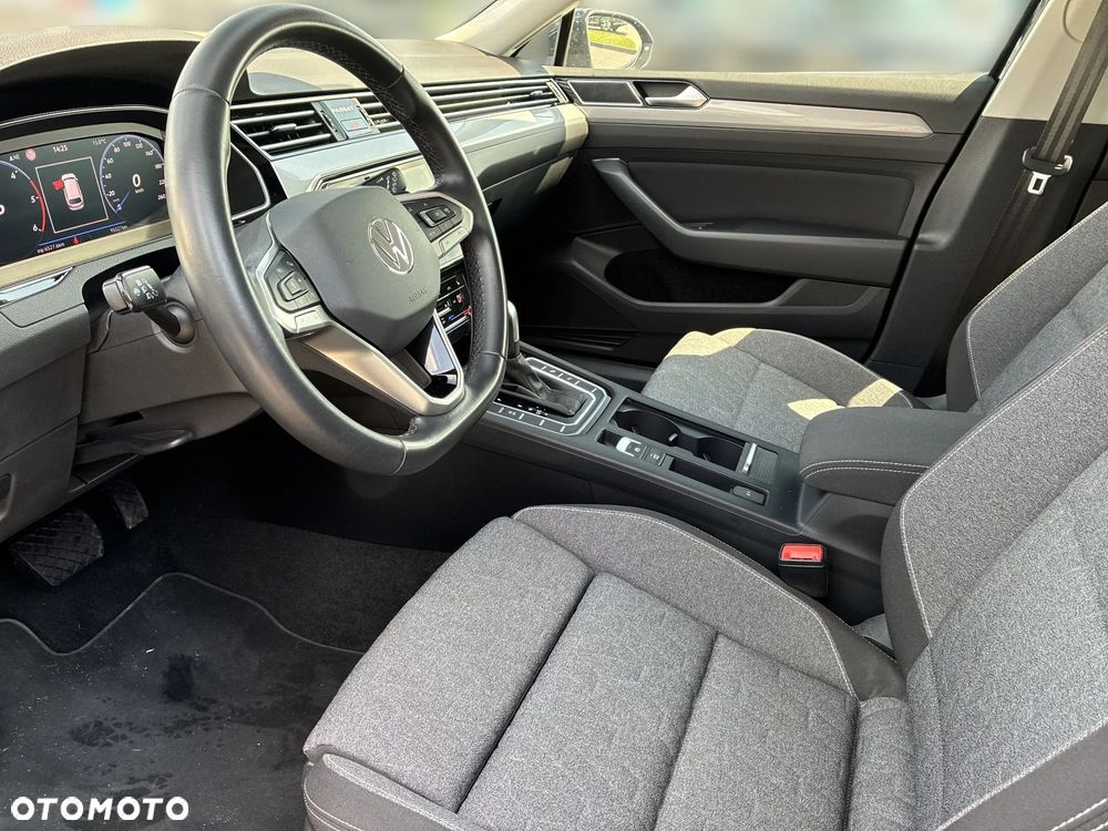 Volkswagen Passat 2.0 TDI EVO Business DSG - 12