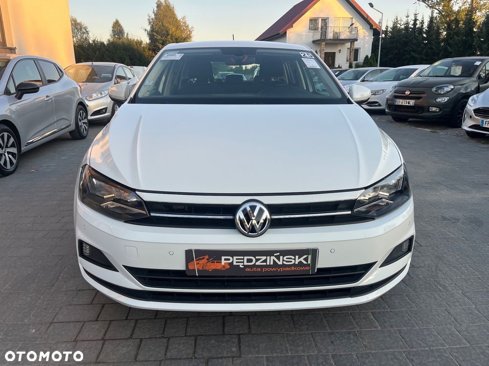 Volkswagen Polo - 2