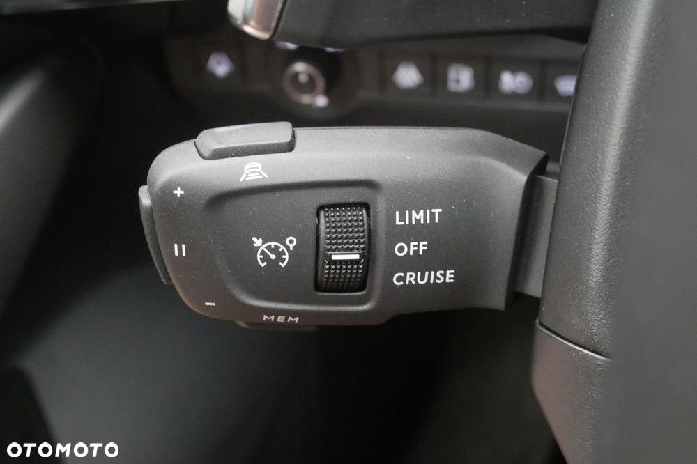 DS Automobiles DS 7 - 30