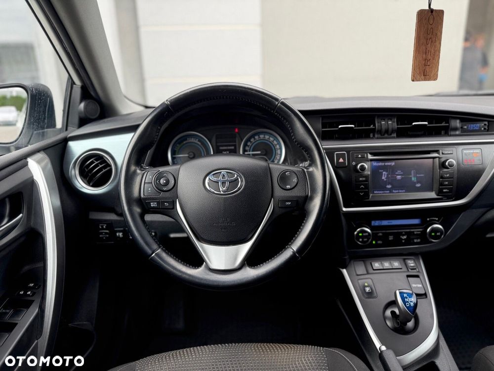 Toyota Auris Hybrid 135 Premium - 12