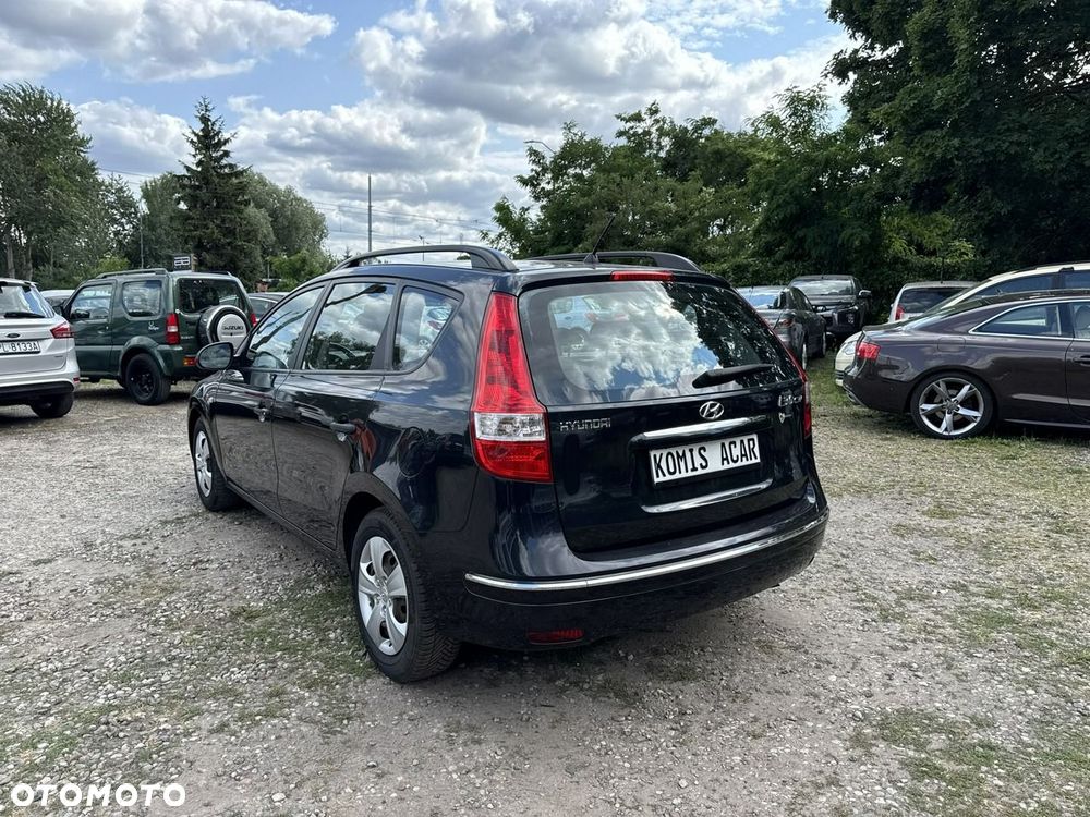 Hyundai i30 i30cw 1.4 FIFA WM Edition - 4