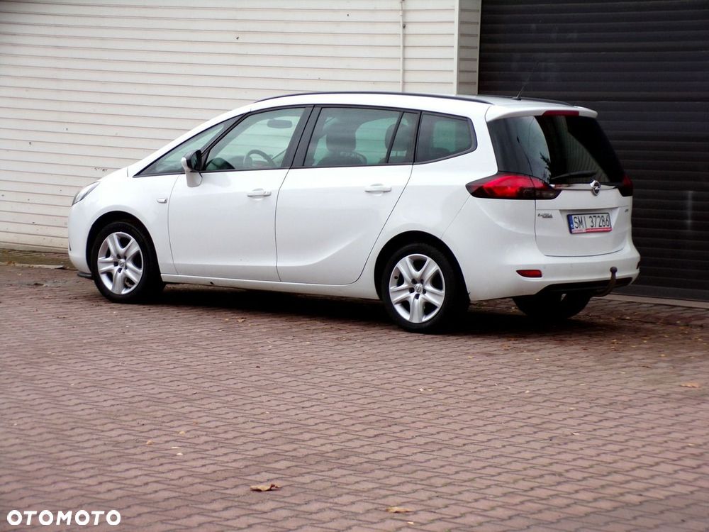 Opel Zafira - 14