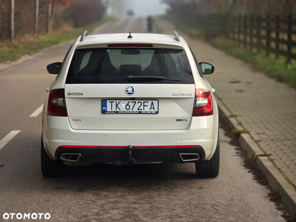 Skoda Octavia 2.0 TDI 4x4 DSG RS - 15