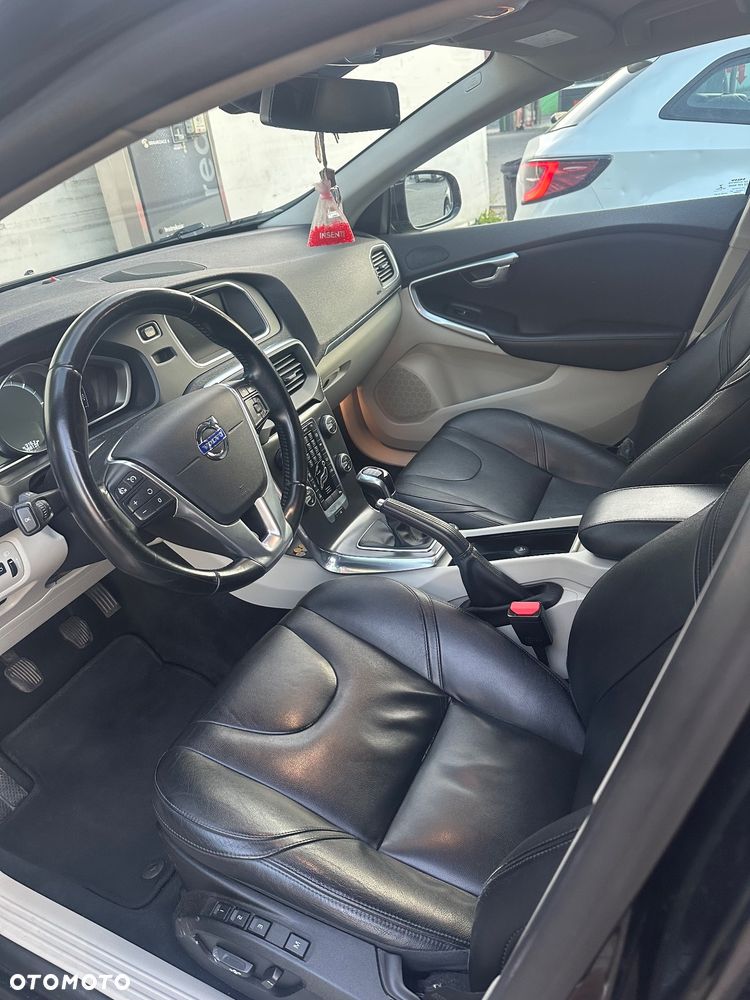 Volvo V40 - 9