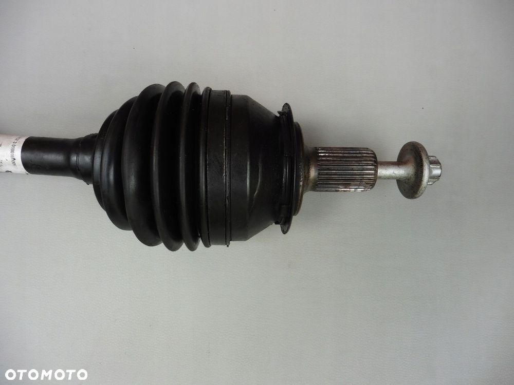 Półoś prawa przód Mercedes CLA W117 W176 W246 AUTOMAT 1,8 2,2 CDI - 2