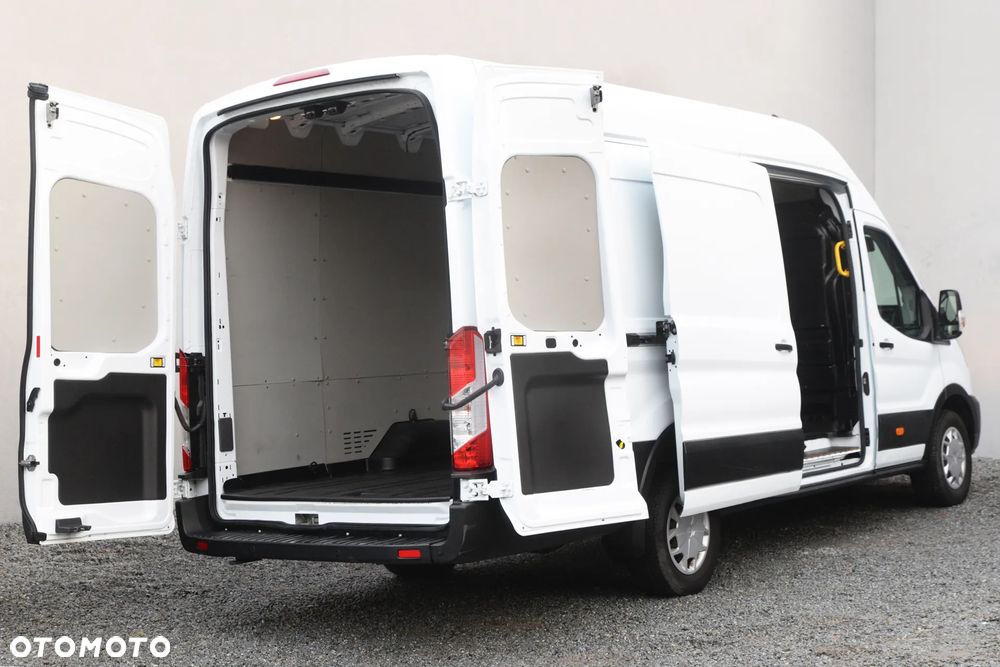 Ford Transit - 24
