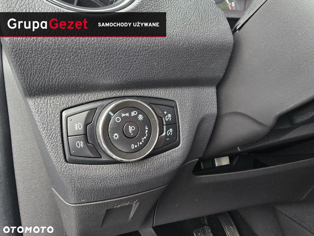 Ford Tourneo Courier - 18