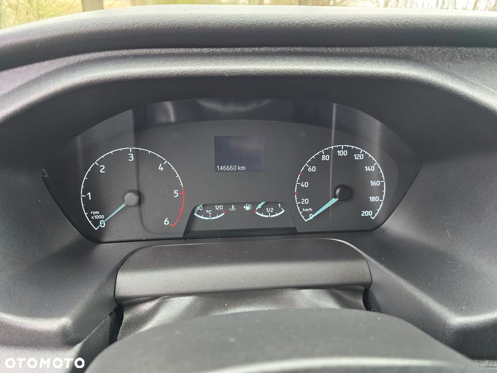Ford Transit - 18