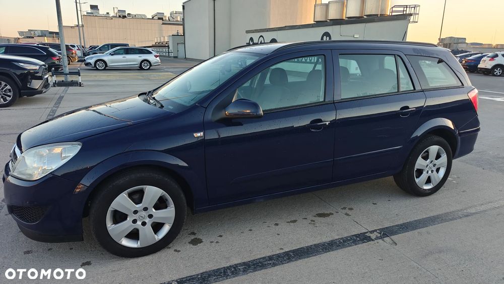 Opel Astra 1.6 Fun - 1