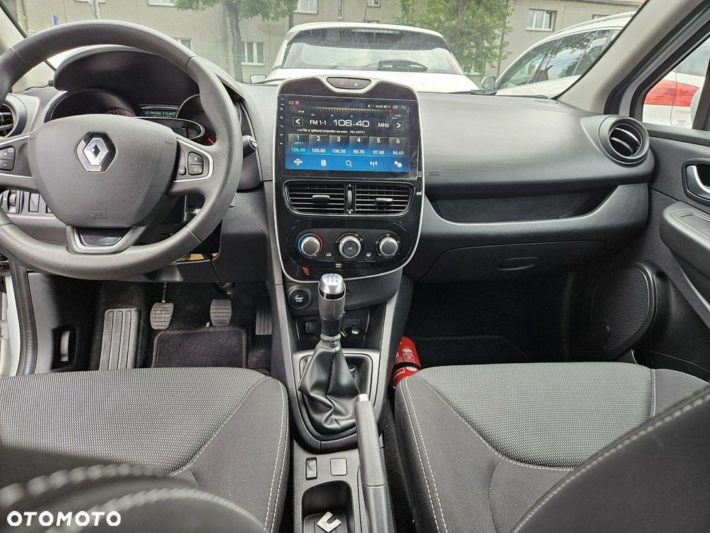 Renault Clio - 7