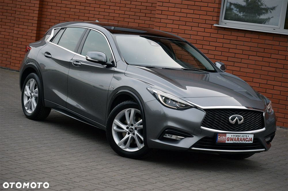 Infiniti Q30 2.2d DCT AWD City Black Edition - 22