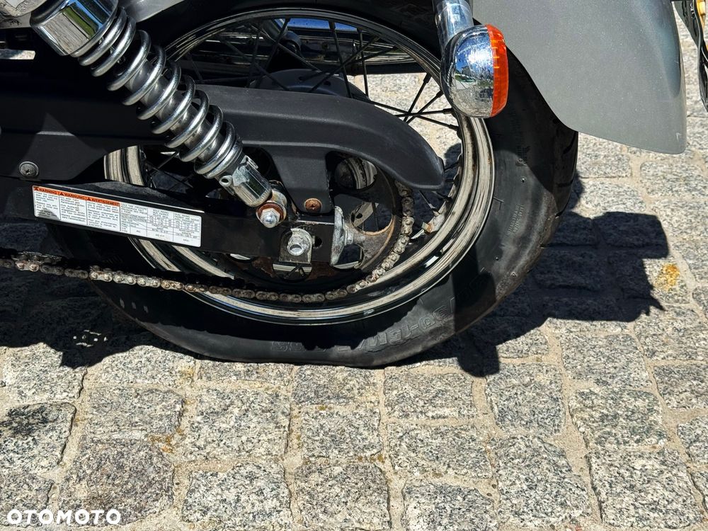 Suzuki Intruder - 15