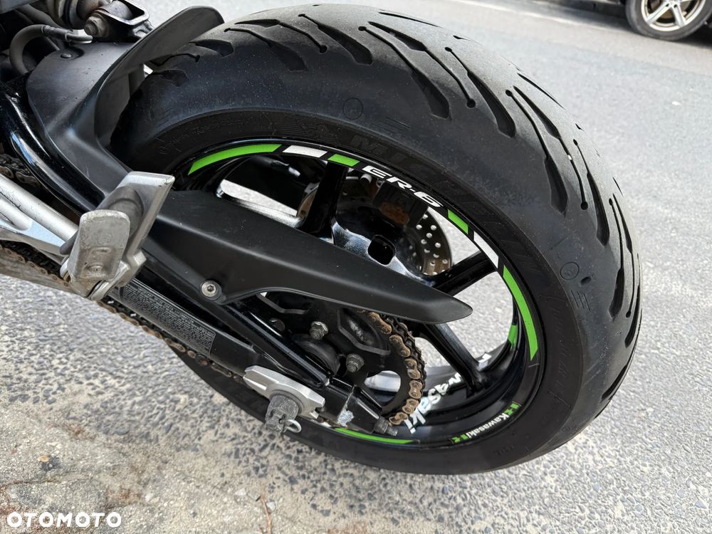 Kawasaki ER - 18