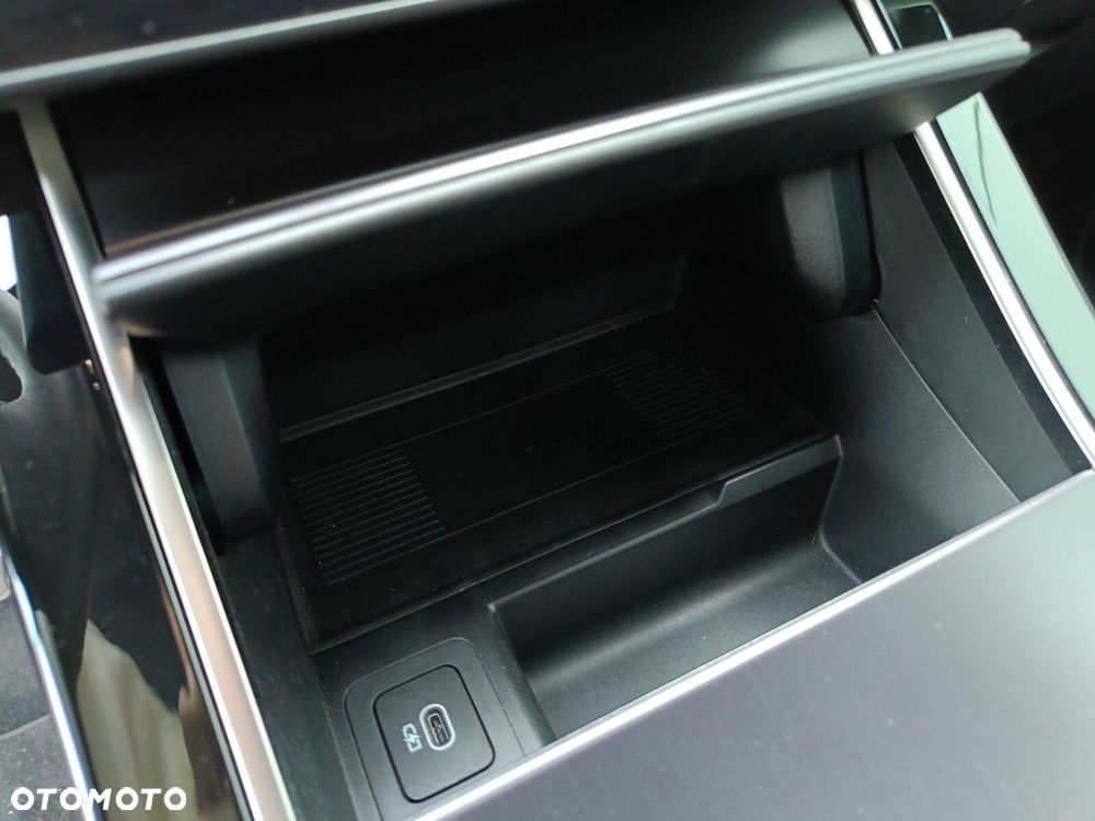 Land Rover Range Rover Evoque - 26