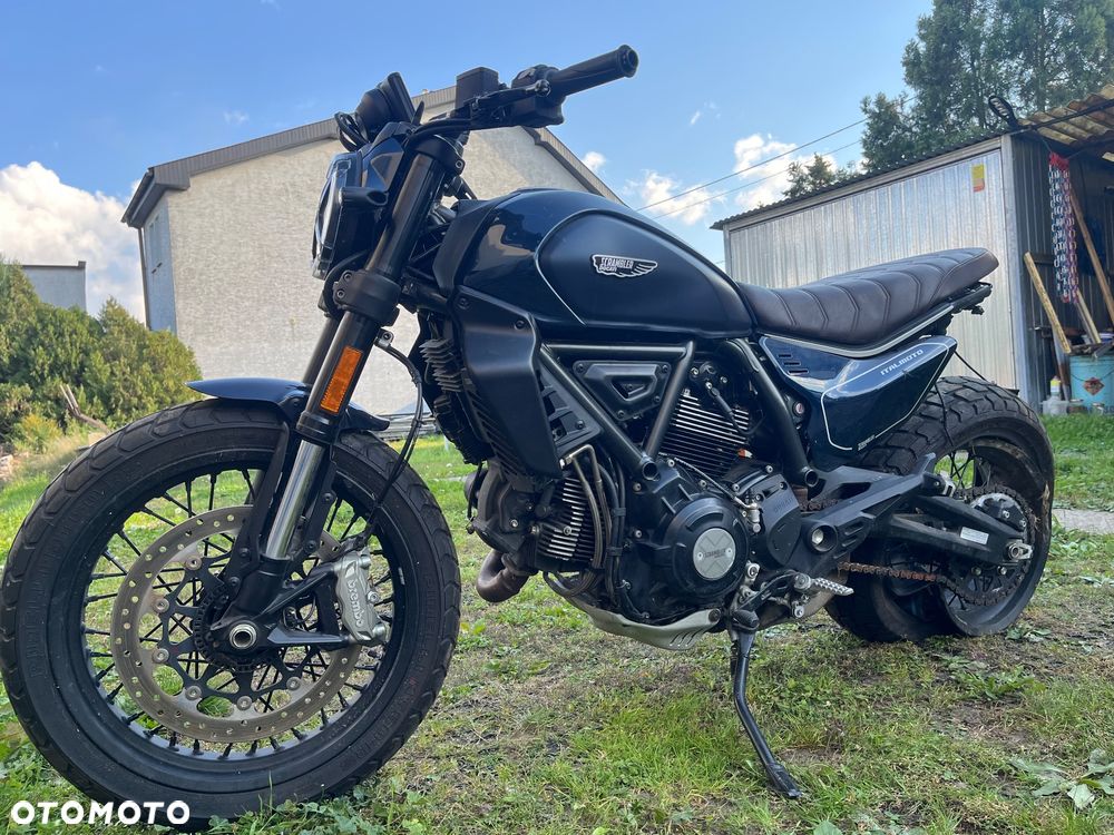 Ducati Scrambler - 1