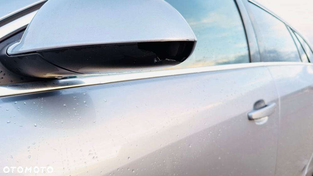 Opel Insignia 2.0 Turbo Edition - 12