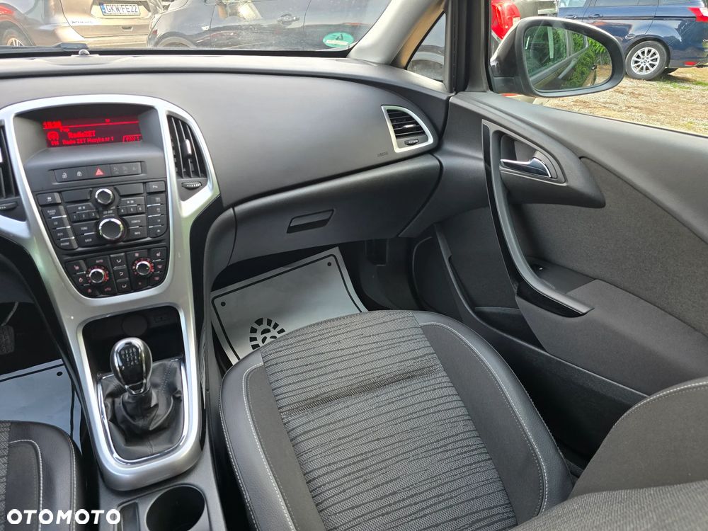 Opel Astra 1.4 Turbo Style - 23