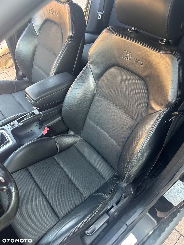 Audi A4 Avant 2.0 TDI Quattro - 16