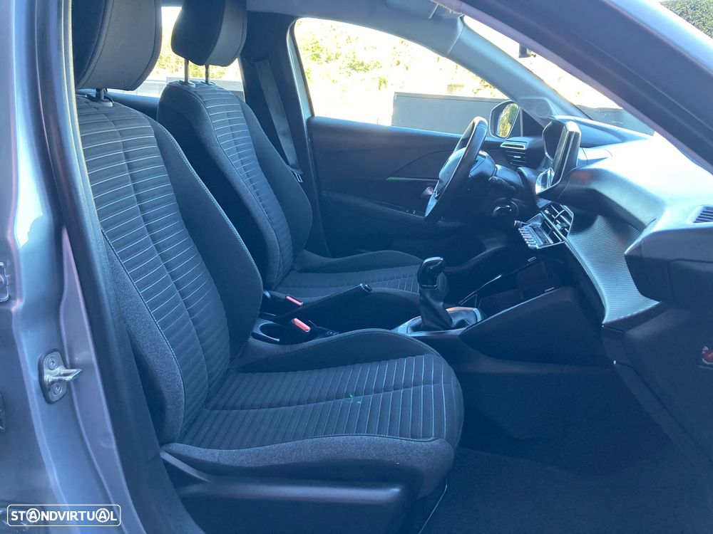 Peugeot 208 1.2 PureTech Active Pack - 32