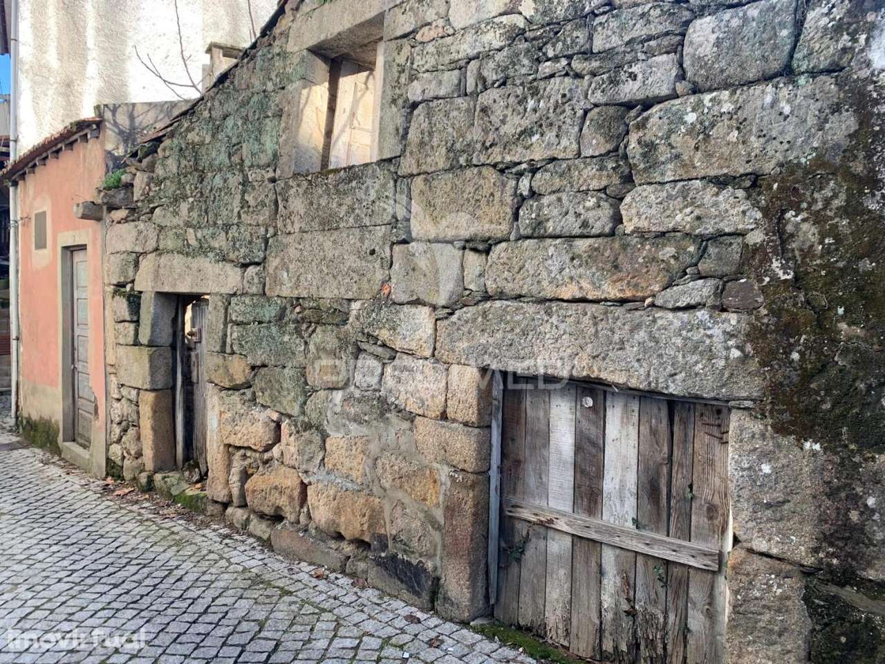 RUINA - Douro Vinhateiro ( Alijó ) - Grande imagem: 4/5