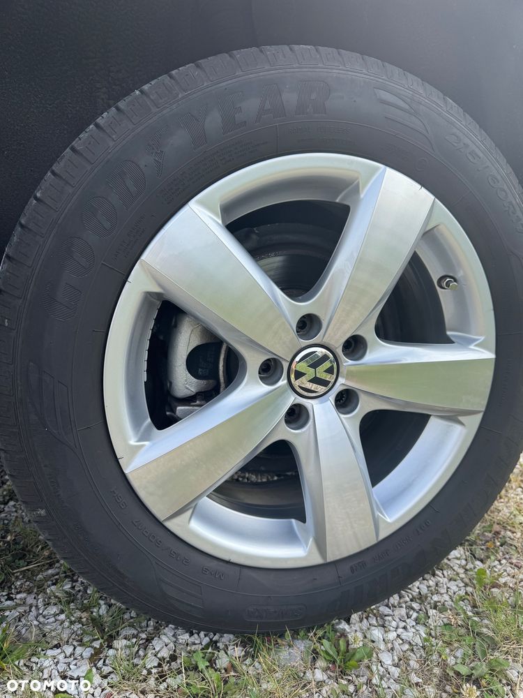 Volkswagen Tiguan - 17