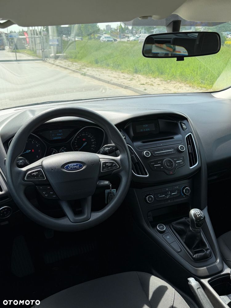 Ford Focus - 8