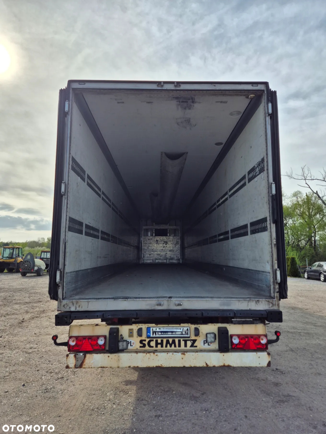 Schmitz Cargobull SKO 24 - 17