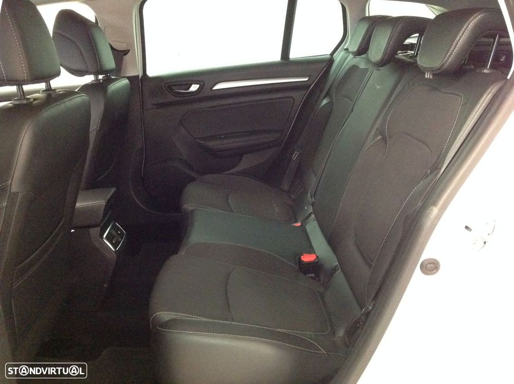 Renault Mégane Sport Tourer 1.5 Blue dCi Limited C/PM+Pneu - 24