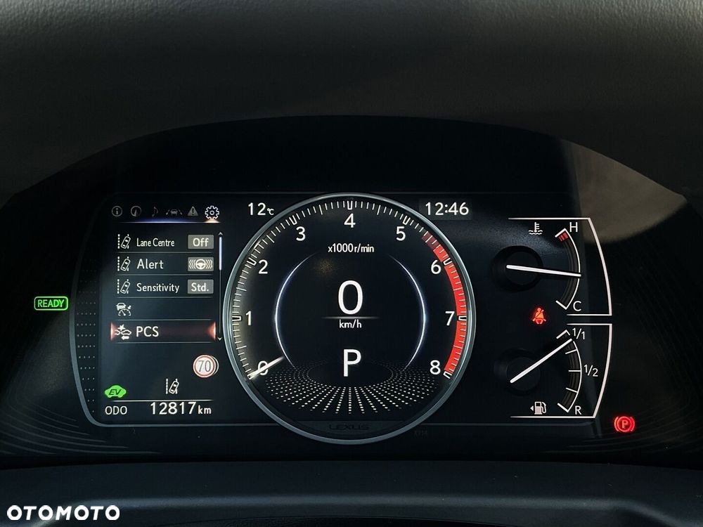 Lexus ES 300h Business Edition - 26