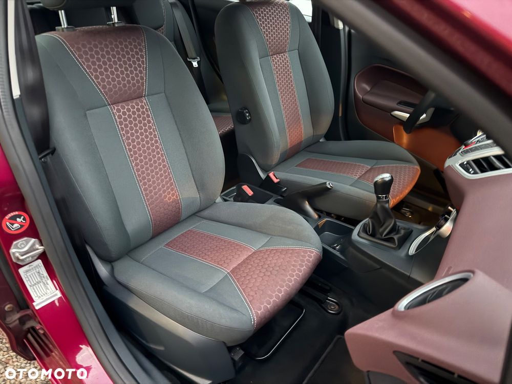 Ford Fiesta 1.25 Titanium - 11