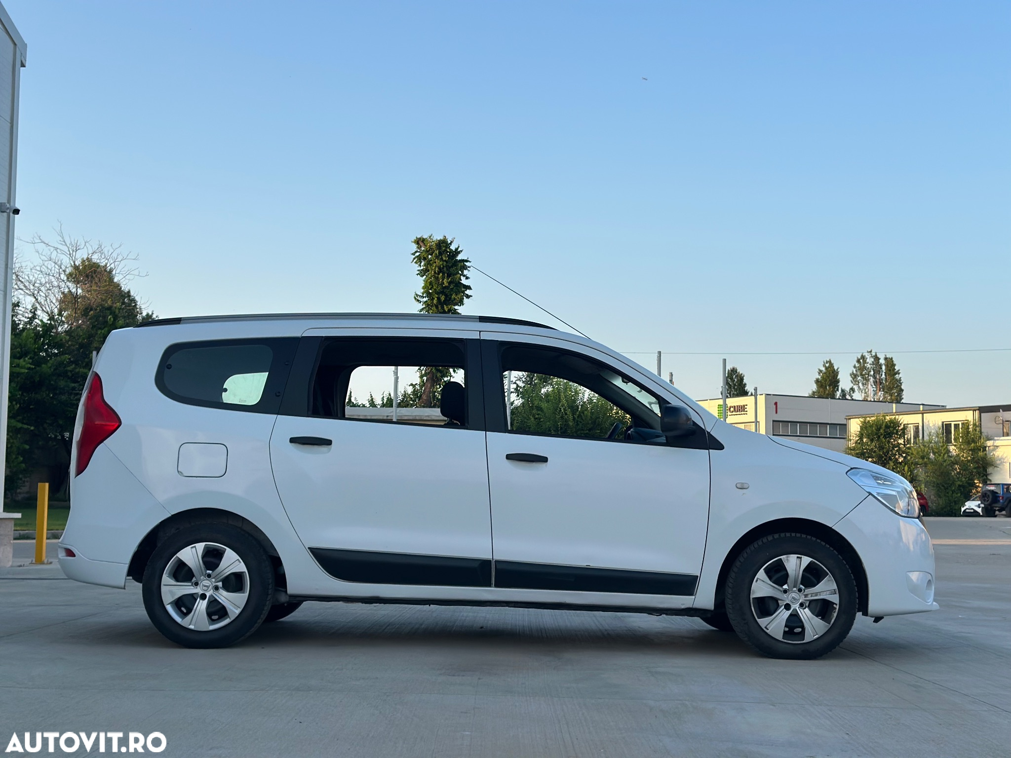 Dacia Lodgy 1.5 Blue dCi Ambiance - 22