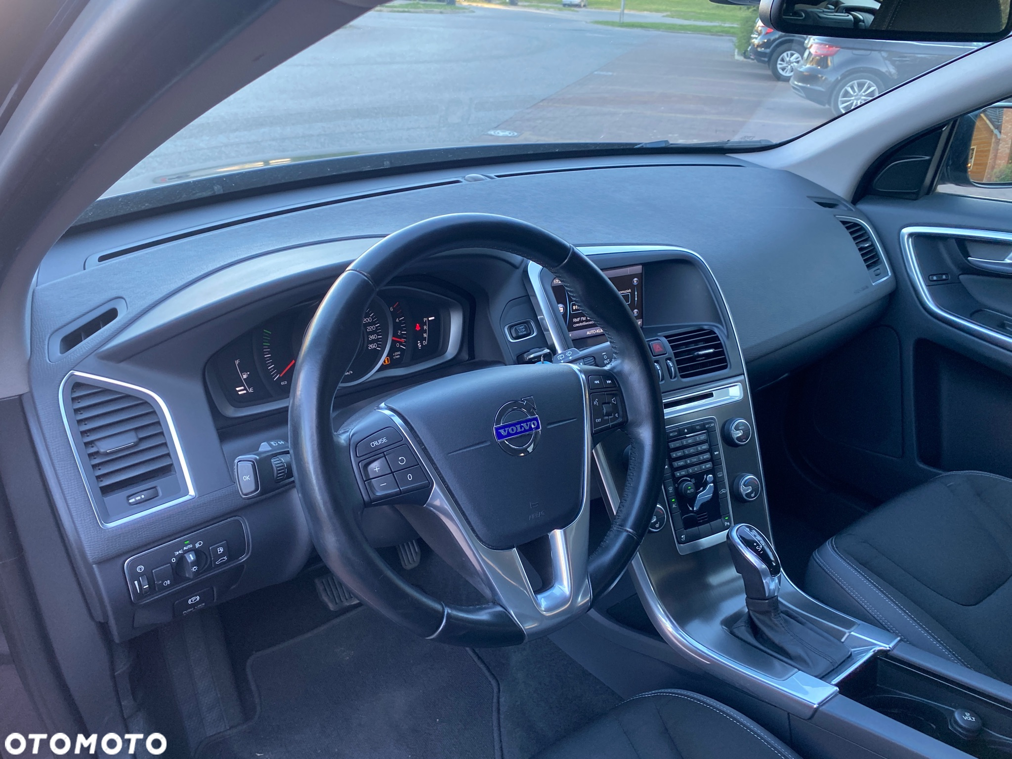 Volvo XC 60 D4 Geartronic Momentum - 20