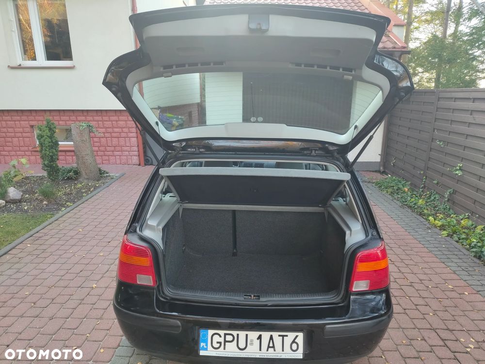 Volkswagen Golf - 29