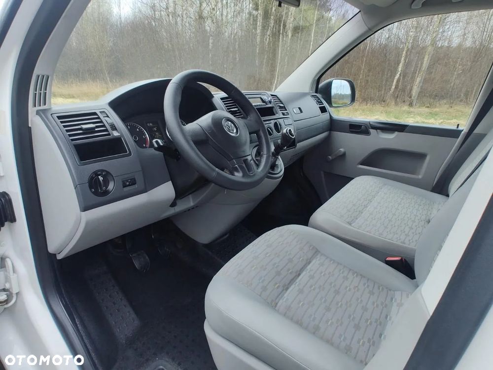 Volkswagen Transporter - 23