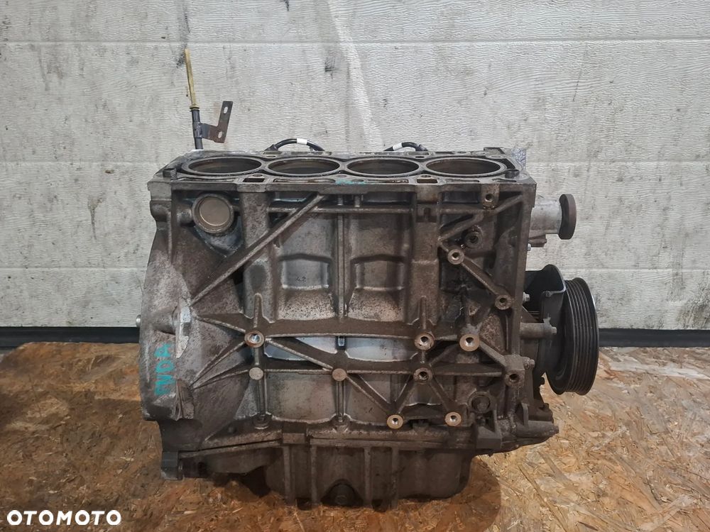 BLOK SILNIKA DÓŁ WAŁ TŁOKI FORD C-MAX MK2 1.6 16V 2010- ROK KOD: PNDA - 2