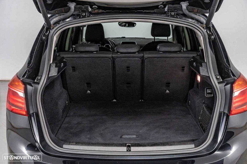 BMW 225xe Active Tourer Advantage - 12