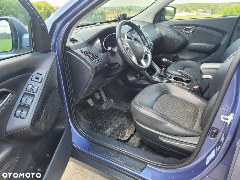 Hyundai ix35 - 11
