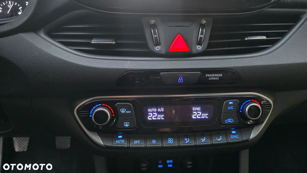 Hyundai i30 - 32