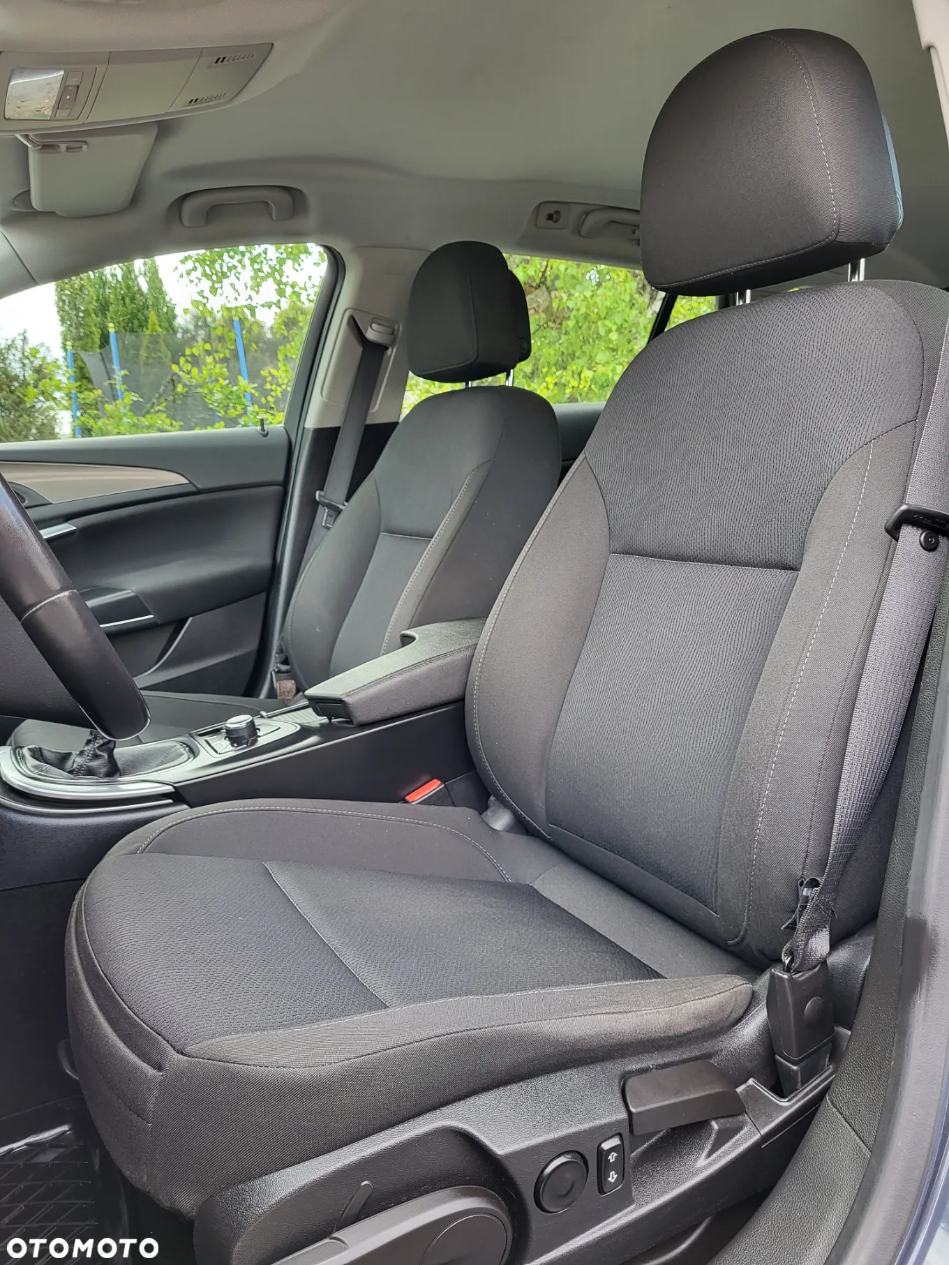 Opel Insignia 1.6 Turbo Sports Tourer Cosmo - 20
