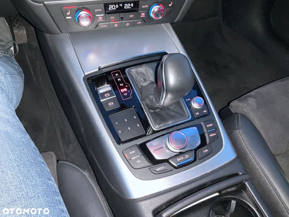 Audi A6 Avant 2.0 TDI Ultra S tronic - 11