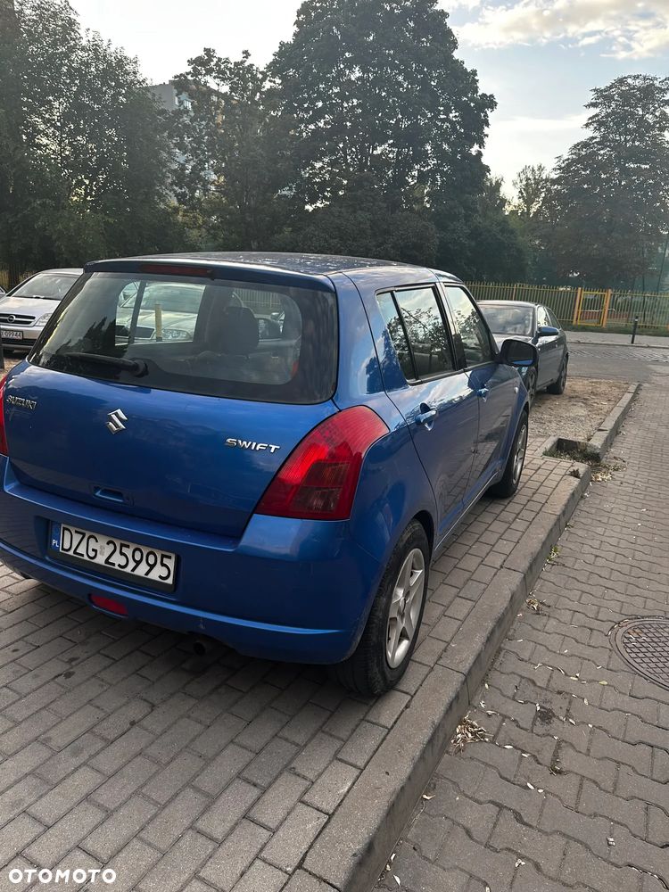Suzuki Swift - 6